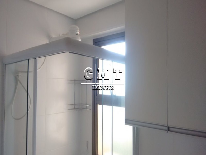 Apartamento à venda com 2 quartos, 62m² - Foto 24