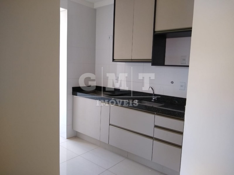 Apartamento para alugar com 2 quartos, 67m² - Foto 8