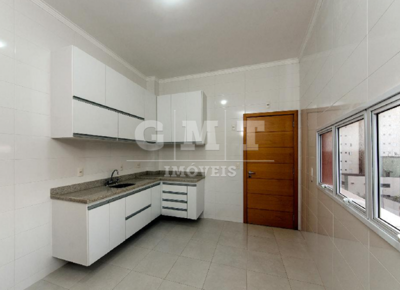 Apartamento à venda com 3 quartos, 121m² - Foto 10