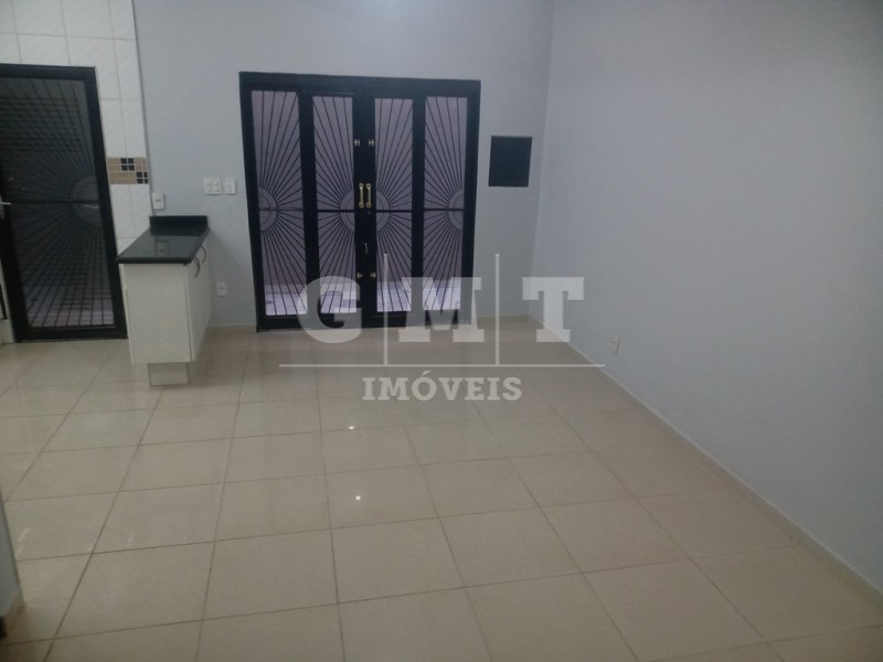 Sobrado para alugar com 3 quartos, 165m² - Foto 1