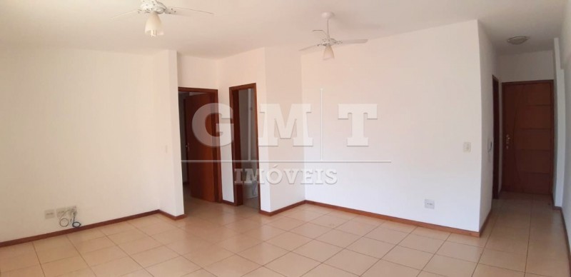 Apartamento à venda com 3 quartos, 108m² - Foto 2