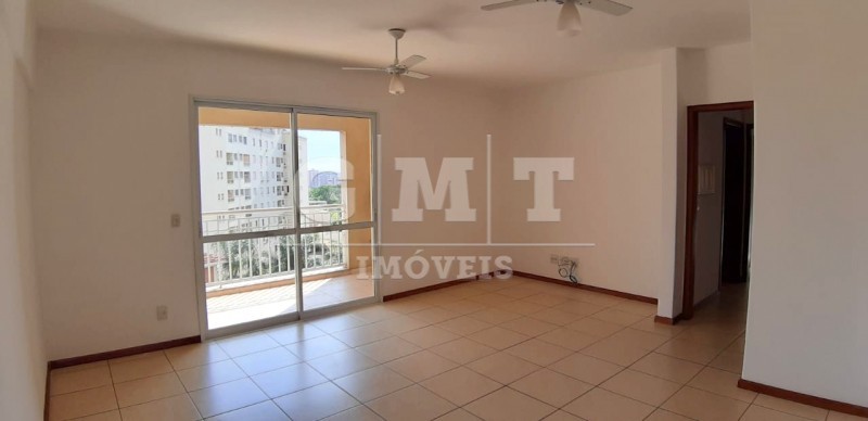 Apartamento à venda com 3 quartos, 108m² - Foto 1