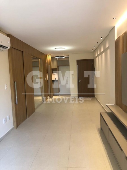 Apartamento à venda com 2 quartos, 70m² - Foto 2