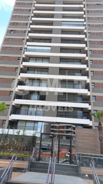 Apartamento à venda com 3 quartos, 135m² - Foto 1