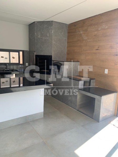 Casa de Condomínio à venda com 3 quartos, 300m² - Foto 17