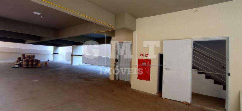 Apartamento para alugar com 2 quartos, 75m² - Foto 21