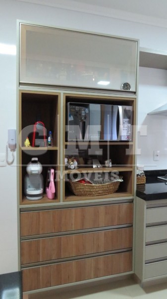 Apartamento à venda com 3 quartos, 168m² - Foto 12