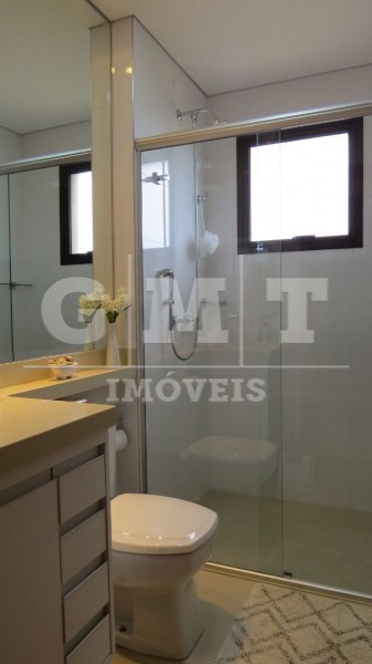 Apartamento à venda com 3 quartos, 168m² - Foto 32