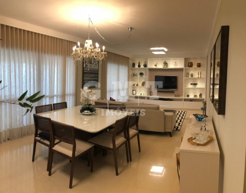 Apartamento à venda com 3 quartos, 168m² - Foto 3