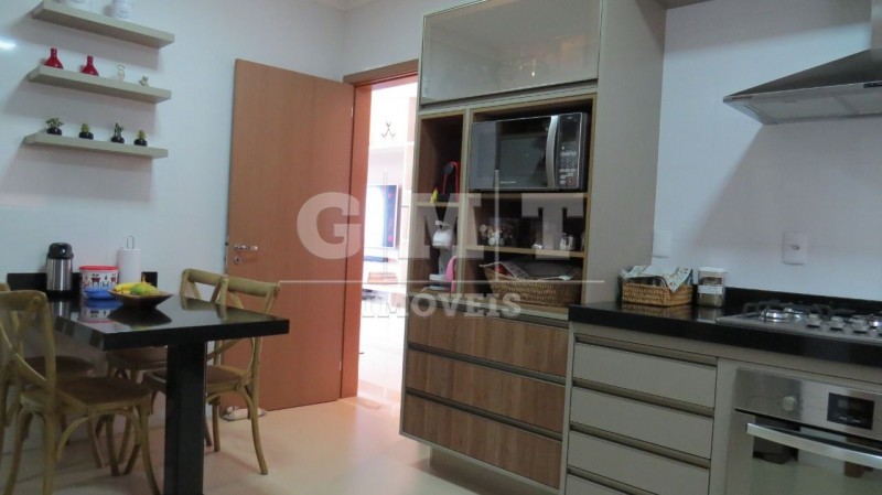 Apartamento à venda com 3 quartos, 168m² - Foto 8