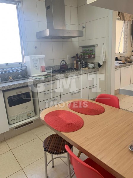 Apartamento à venda com 3 quartos, 228m² - Foto 29