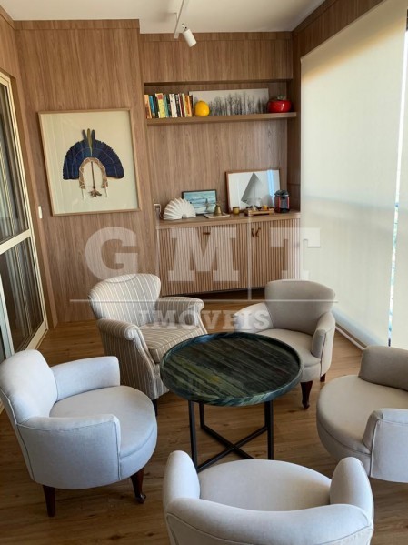 Apartamento à venda com 3 quartos, 229m² - Foto 4