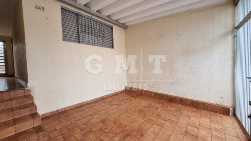 Casa à venda com 2 quartos, 134m² - Foto 1