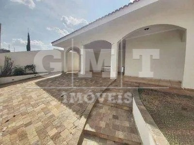 Casa para alugar com 4 quartos, 250m² - Foto 6