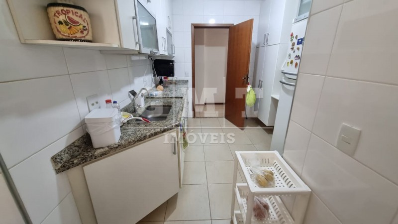 Apartamento à venda com 3 quartos, 107m² - Foto 16