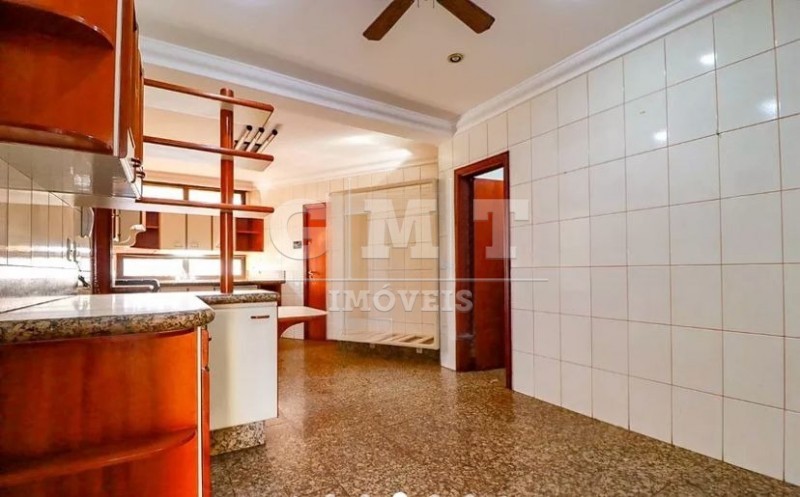 Apartamento à venda com 4 quartos, 171m² - Foto 3