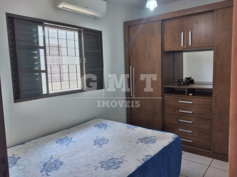 Casa à venda com 3 quartos, 218m² - Foto 12