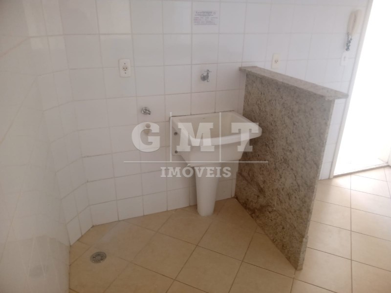 Apartamento para alugar com 2 quartos, 64m² - Foto 12