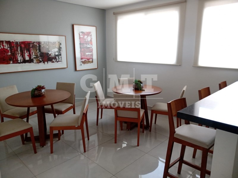 Apartamento para alugar com 2 quartos, 64m² - Foto 11