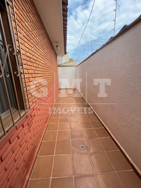 Casa para alugar com 3 quartos, 166m² - Foto 35