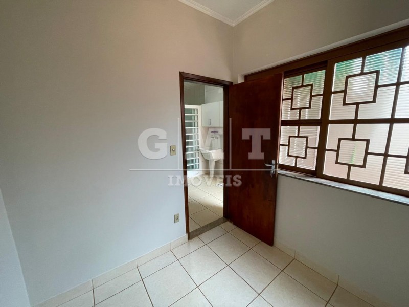 Casa para alugar com 3 quartos, 166m² - Foto 31